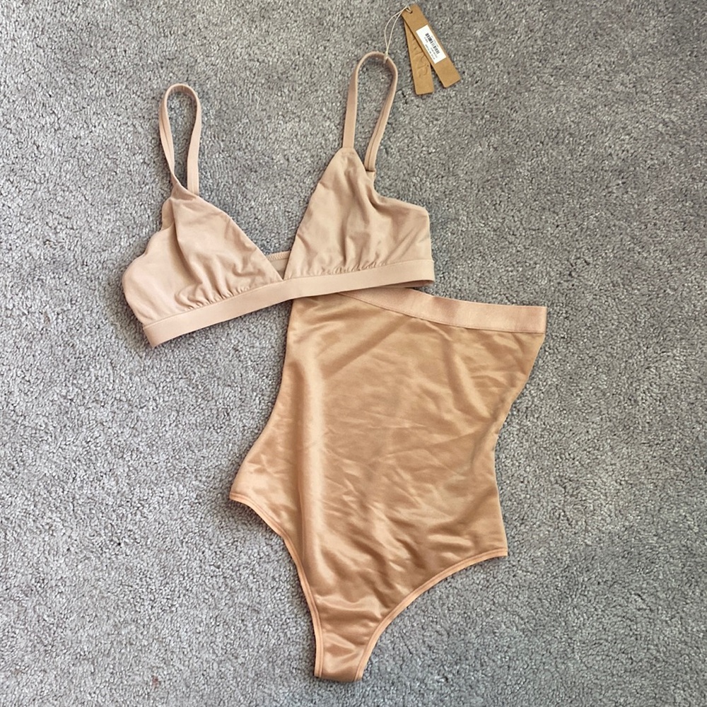 2-SKIMS for the price of 1 // TRIANGLE BRALETTE & SHAPEWEAR